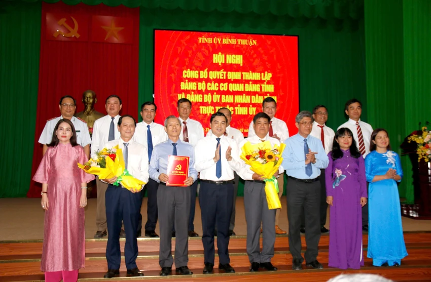dang-bo-ubnd-tinh (2).jpg