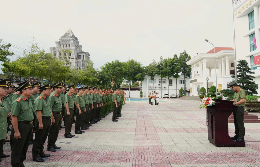 phòng tham mưu