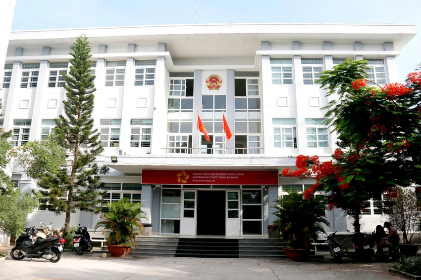 Bộ Giáo dục và Đào tạo đề nghị bảo đảm đủ nguồn nhân lực, cán bộ có chuyên môn, nghiệp vụ về cấp xã bảo đảm hoạt động bình thường, thông suốt, hiệu quả.