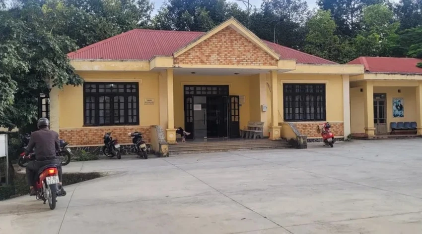 nhận hối lộ