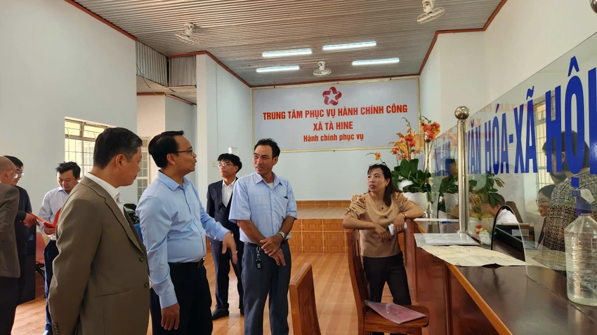 trung tâm dịch vụ tổng hợp