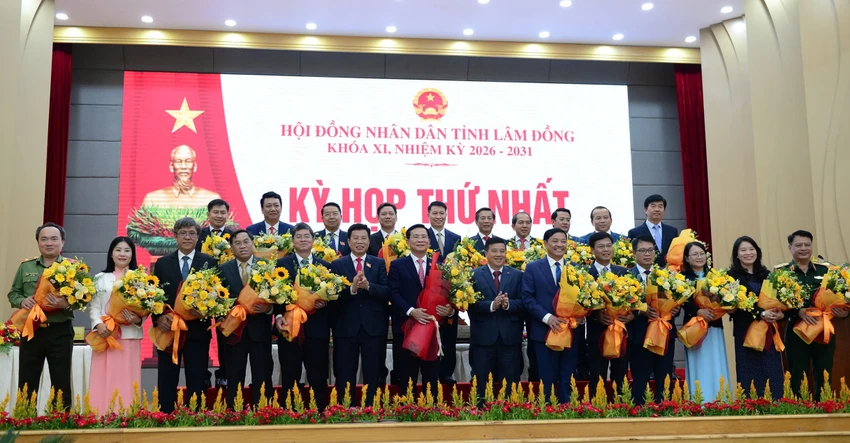 hoi-tham-nhan-dan (3).jpg