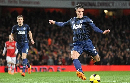 Van Persie không thể ăn mừng khi gặp lại đội bóng cũ lần này. Ảnh: DM. man-1-5134-1392247101.jpg