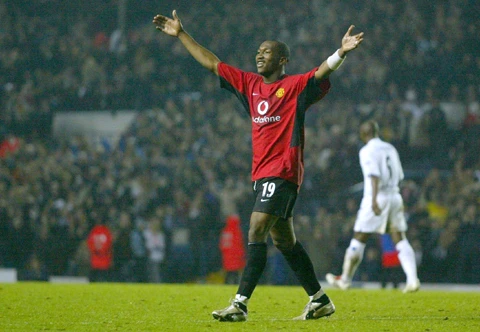 Ai là cầu thủ tệ nhất lịch sử Premier League ảnh 3 Ai là cầu thủ tệ nhất lịch sử Premier League ảnh 3