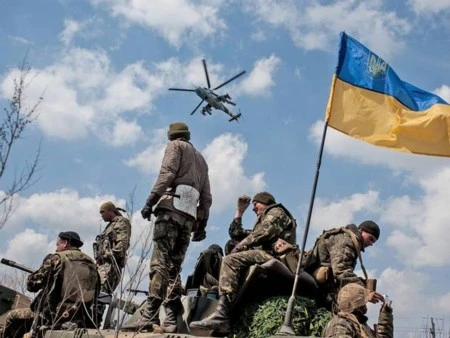 Ukraine sẽ nối lại chiến dịch quân sự tại miền Đông