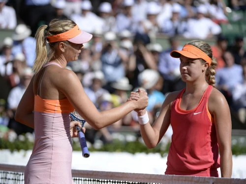 Sharapova ngược dòng hạ Bouchard, vào chung kết ảnh 2 f-113sharapova140605-5893-1401986295.jpg
