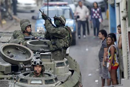 Brazil, WC, súng ống, sẵn sàng Brazil, WC, súng ống, sẵn sàng