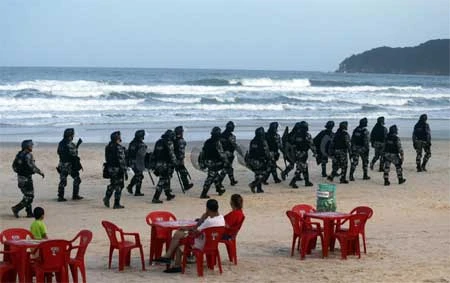Brazil, WC, súng ống, sẵn sàng Brazil, WC, súng ống, sẵn sàng