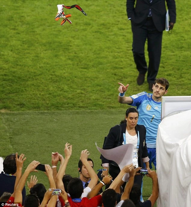 Casillas, TBN, World Cup