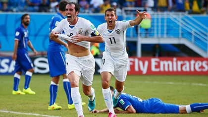 Godin “hạ sát” Italia, Uruguay và Costa Rica vào vòng knock-out ảnh 6 Godin “hạ sát” Italia, Uruguay và Costa Rica vào vòng knock-out ảnh 6
