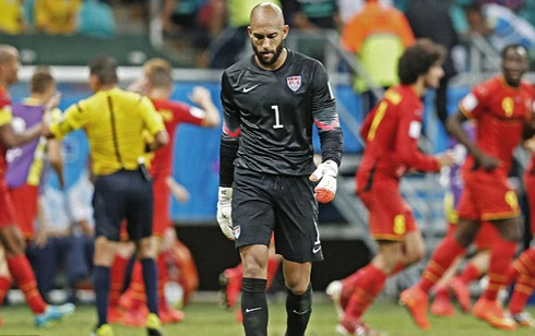 Howard rời sân chơi World Cup trong tiếc nuối. Ảnh:EPA. 3-2921-1404263302.jpg
