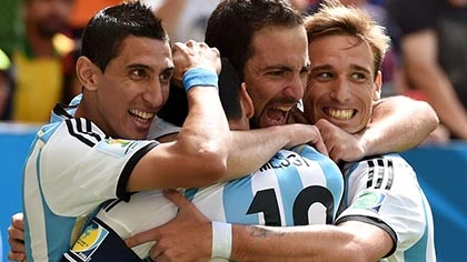 Argentina 1–0 Bỉ: Argentina “tái ngộ” bán kết World Cup sau 24 năm ảnh 4 Argentina 1–0 Bỉ: Argentina “tái ngộ” bán kết World Cup sau 24 năm ảnh 4