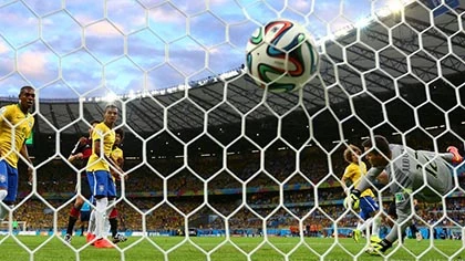 Nhìn lại thất bại bẽ bàng 1-7 của Brazil trước Đức ảnh 3 Nhìn lại thất bại bẽ bàng 1-7 của Brazil trước Đức ảnh 3