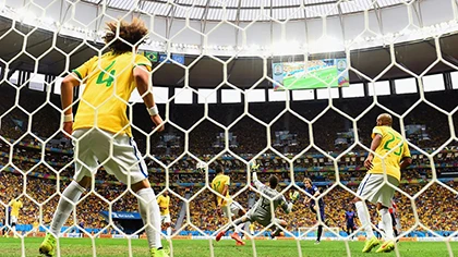 Nước mắt lại rơi trong thất bại thảm hại 0-3 của Brazil trước Hà Lan ảnh 5 Nước mắt lại rơi trong thất bại thảm hại 0-3 của Brazil trước Hà Lan ảnh 5