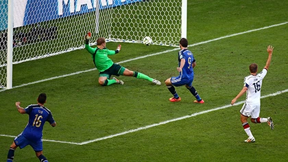 Siêu dự bị Goetze tỏa sáng, Đức lên ngôi vô địch thế giới ảnh 2 Siêu dự bị Goetze tỏa sáng, Đức lên ngôi vô địch thế giới ảnh 2