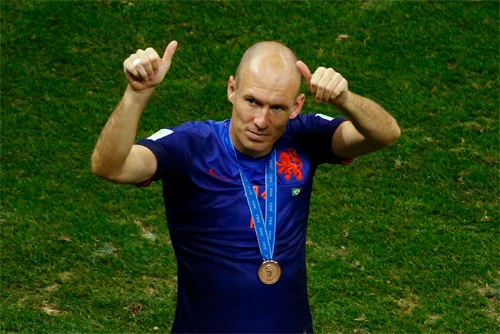 Robben. anh-3-2709-1405410471.jpg