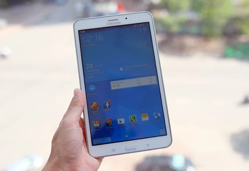 Galaxy Tab 4 8.0 chạy hệ điều hành Android phiên bản mới nhất 4.4.2. Samsung-Galaxy-Tab-4-8419-1406881005.jpg