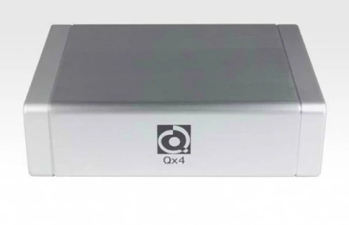 Quantum QX4 giá58.000.000 đồng. large-powerdist-Qx4-8338-1407551570.jpg