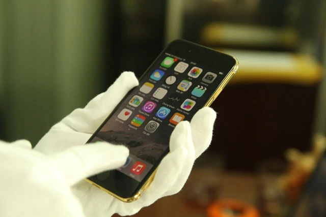  iPhone 6 mạ vàng đầu tiên ở Việt Nam ảnh 1
