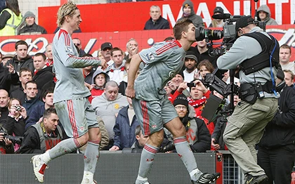 10 thất bại 'nhục nhã' nhất của M.U trong lịch sử Premier League ảnh 8
