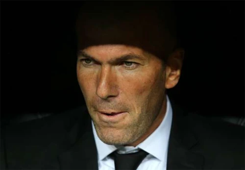 Zidane nhận án cấm chỉ đạo ba tháng ảnh 1 zi-2056-1414446997.jpg