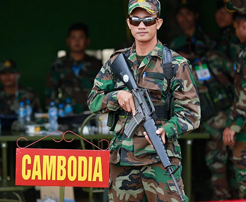 Súng trường M16A2. Xạ thủ quân đội các quốc gia ASEAN trang bị súng trường M16 tham gia Giải AARM-24 Súng trường M16A2. Xạ thủ quân đội các quốc gia ASEAN trang bị súng trường M16 tham gia Giải AARM-24