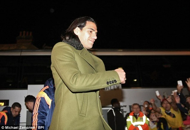 Falcao, Van Gaal, M.U, Premier League