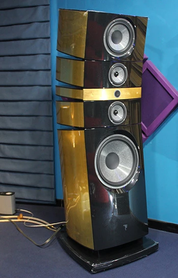 Loa Focal dát vàng 24k giá 8,6 tỷ đồng về VN ảnh 2 Loa Focal dát vàng 24k giá 8,6 tỷ đồng về VN ảnh 2