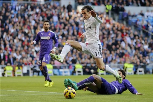 Thắng đậm Espanyol, Real Madrid vững ngôi đầu bảng ảnh 2 Thắng đậm Espanyol, Real Madrid vững ngôi đầu bảng ảnh 2