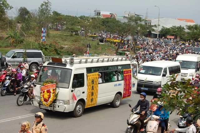 Vĩnh biệt ông Nguyễn Bá Thanh! ảnh 21 Vĩnh biệt ông Nguyễn Bá Thanh! ảnh 21