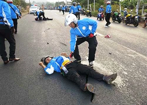 đoàn đua; mô tô; Đồng Nai; CSGT