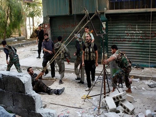Phe đối lập Syria chế tác hàng loạt vũ khí kỳ dị ảnh 6