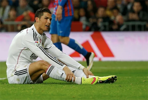 Kể từ khi giành Quả bóng vàng 2014, phong độ của Ronaldo rất trồi sụt. Ảnh: Reuters. 3-4478-1426465484.jpg