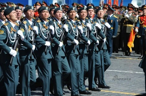 Trực tiếp: Lễ kỷ niệm 70 năm chiến thắng phát xít tại Quảng trường Đỏ ảnh 56