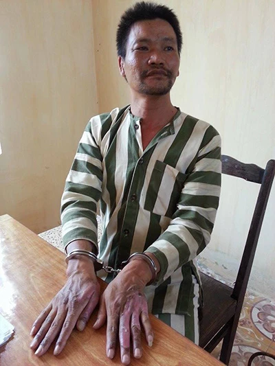 Khởi tố đối tượng đốt nhà, giết người, đâm trọng thương thai phụ ảnh 1 Khởi tố đối tượng đốt nhà, giết người, đâm trọng thương thai phụ ảnh 1