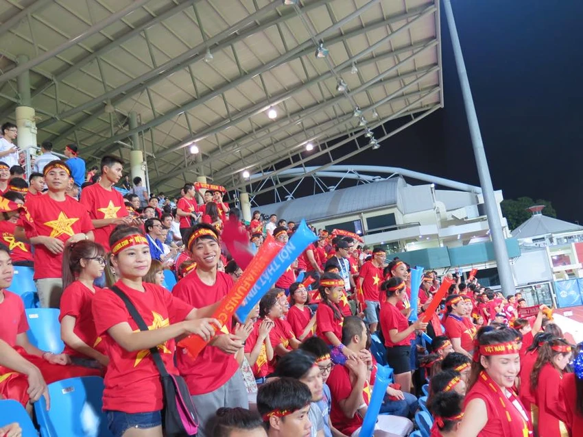 Công Phượng tỏa sáng, U23 Việt Nam đè bẹp U23 Malaysia ảnh 37 Công Phượng tỏa sáng, U23 Việt Nam đè bẹp U23 Malaysia ảnh 37