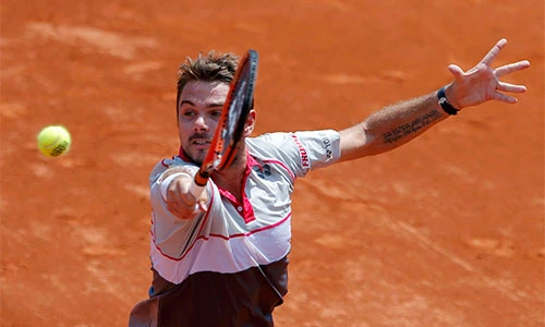 Sau khi loại đàn anh Federer,Wawrinka tiếp tục thăng hoa, vượt qua Tsonga để ghi tên vào chung kết. Ảnh:Reuters. Waww-8575-1433544841.jpg