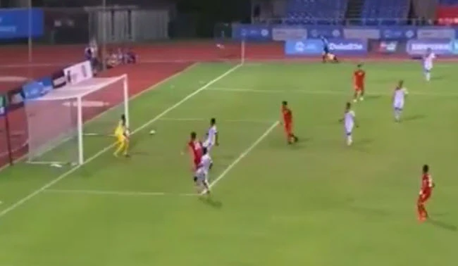 Quế Ngọc Hải 'lên đồng', U23 Việt Nam đè bẹp U23 Đông Timor ảnh 1 Quế Ngọc Hải 'lên đồng', U23 Việt Nam đè bẹp U23 Đông Timor ảnh 1