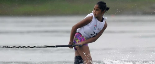 Mới 11 tuổi nhưng Aaliyah Yoong Hanifah đã sở hữu ba HC vàng SEA Games. Ảnh:TNP. anh2-9575-1434505857.jpg