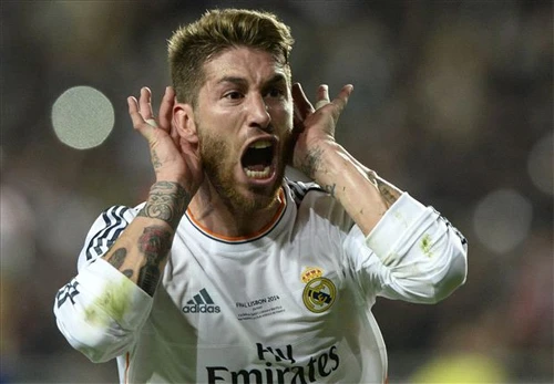 Ferdinand tố Ramos dùng Man Utd để mưu lợi ảnh 1 ramos-8585-1435367765.jpg