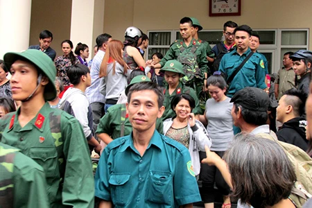 TP.HCM: Hơn 1.200 thanh niên tình nguyện nhập ngũ ảnh 9 TP.HCM: Hơn 1.200 thanh niên tình nguyện nhập ngũ ảnh 9