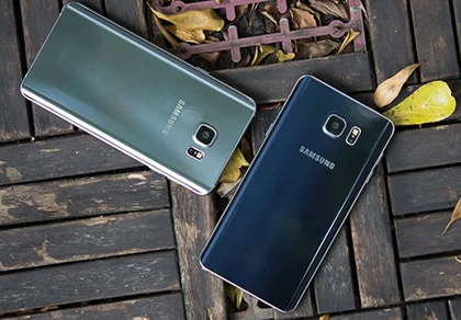 Hình ảnh Samsung Galaxy Note 5 bạc đẹp lung linh ảnh 2 Hình ảnh Samsung Galaxy Note 5 bạc đẹp lung linh ảnh 2