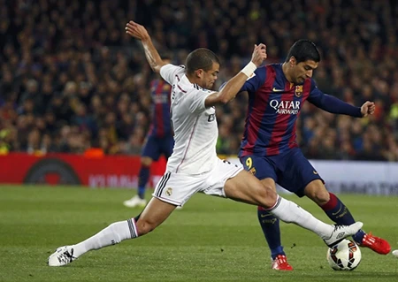 Trọng tài bắt 'ép' Barcelona trong trận siêu kinh điển với Real ảnh 1