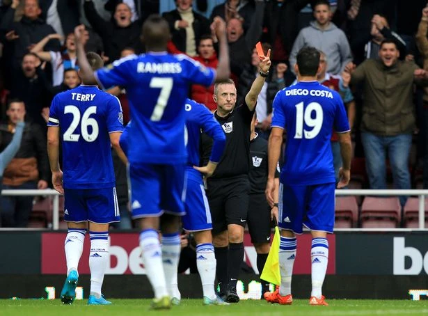 Chelsea lại thua, Arsenal lên ngôi đầu bảng ảnh 1 Chelsea lại thua, Arsenal lên ngôi đầu bảng ảnh 1