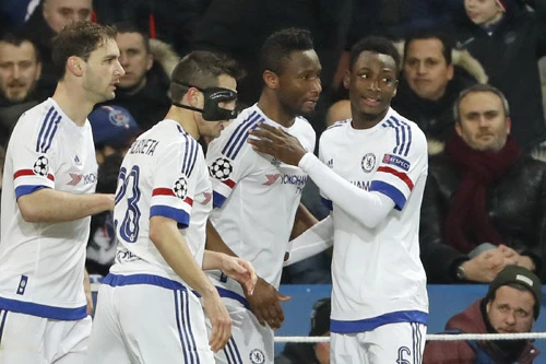 ibrahimovic-va-cavani-cung-lap-cong-psg-danh-bai-chelsea-1