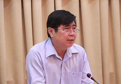 Chủ tịch UBND TP.HCM 'mời' đại biểu đi họp thay ra về ảnh 1 Chủ tịch UBND TP.HCM 'mời' đại biểu đi họp thay ra về ảnh 1