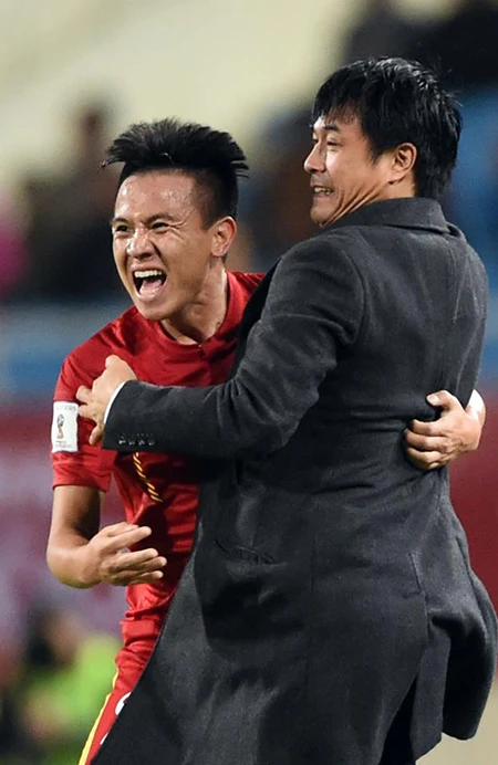 Việt Nam 4-1 Đài Loan (Trung Quốc): Màn ra mắt hoàn hảo của HLV Hữu Thắng ảnh 5 Việt Nam 4-1 Đài Loan (Trung Quốc): Màn ra mắt hoàn hảo của HLV Hữu Thắng ảnh 5