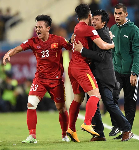 Việt Nam 4-1 Đài Loan (Trung Quốc): Màn ra mắt hoàn hảo của HLV Hữu Thắng ảnh 6 Việt Nam 4-1 Đài Loan (Trung Quốc): Màn ra mắt hoàn hảo của HLV Hữu Thắng ảnh 6