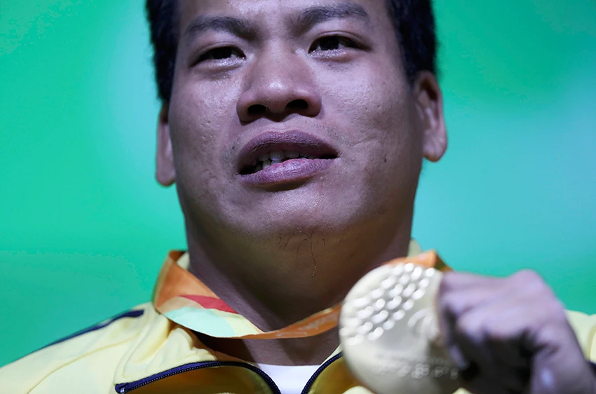 Lê Văn Công phá kỷ lục thế giới, giành HCV Paralympic lịch sử ảnh 9 Lê Văn Công phá kỷ lục thế giới, giành HCV Paralympic lịch sử ảnh 9