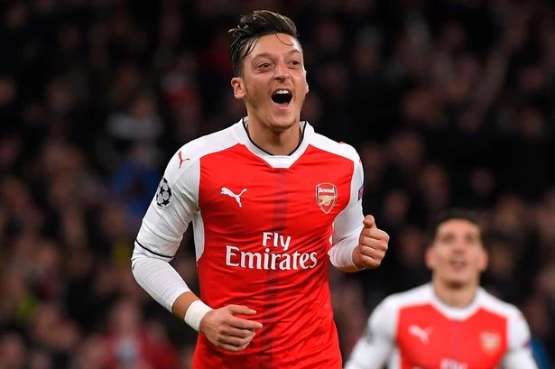 Sốc:Cặp sao Arsenal không được đề cử Quả bóng vàng 2016 ảnh 2 Sốc:Cặp sao Arsenal không được đề cử Quả bóng vàng 2016 ảnh 2